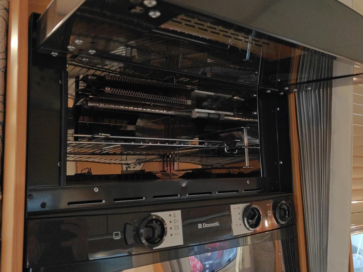 BÜRSTNER Nexxo T 720 2011