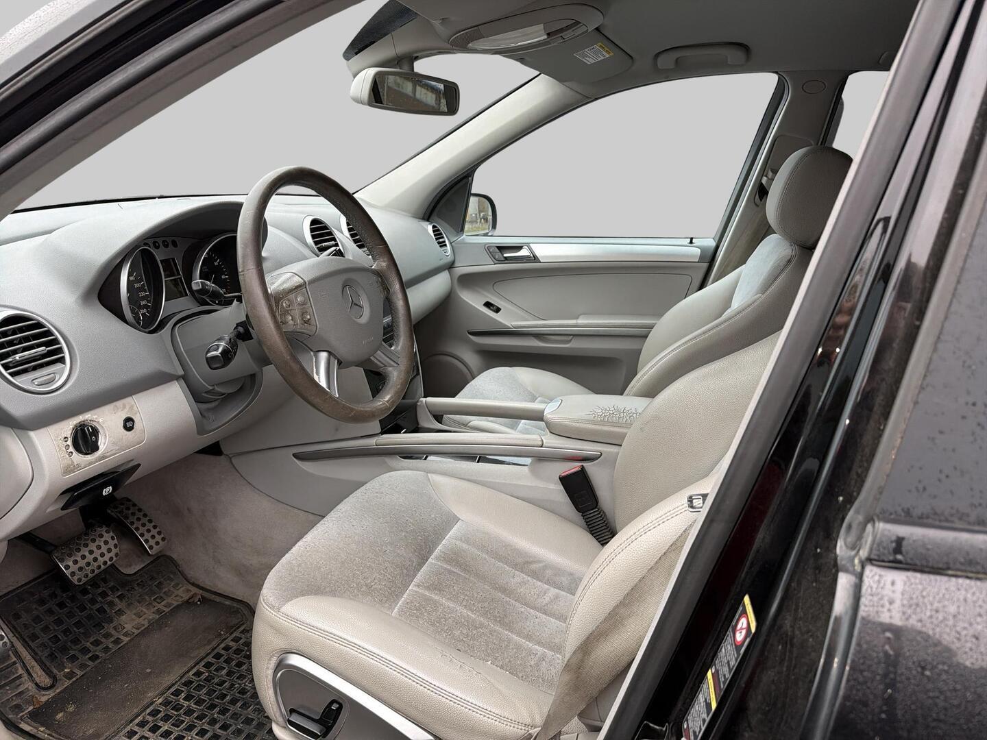 MERCEDES-BENZ ML 2005