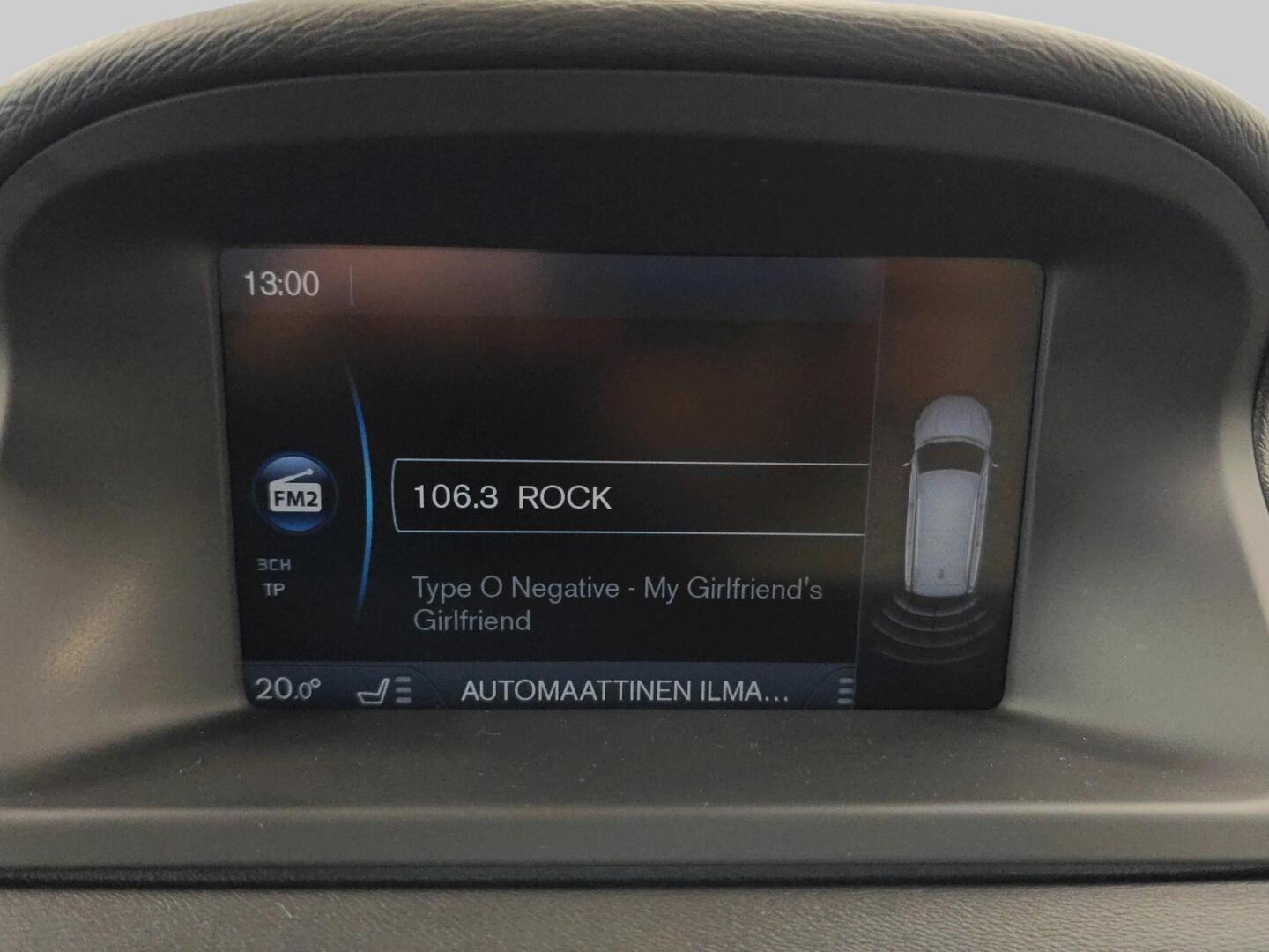 VOLVO XC70 2011