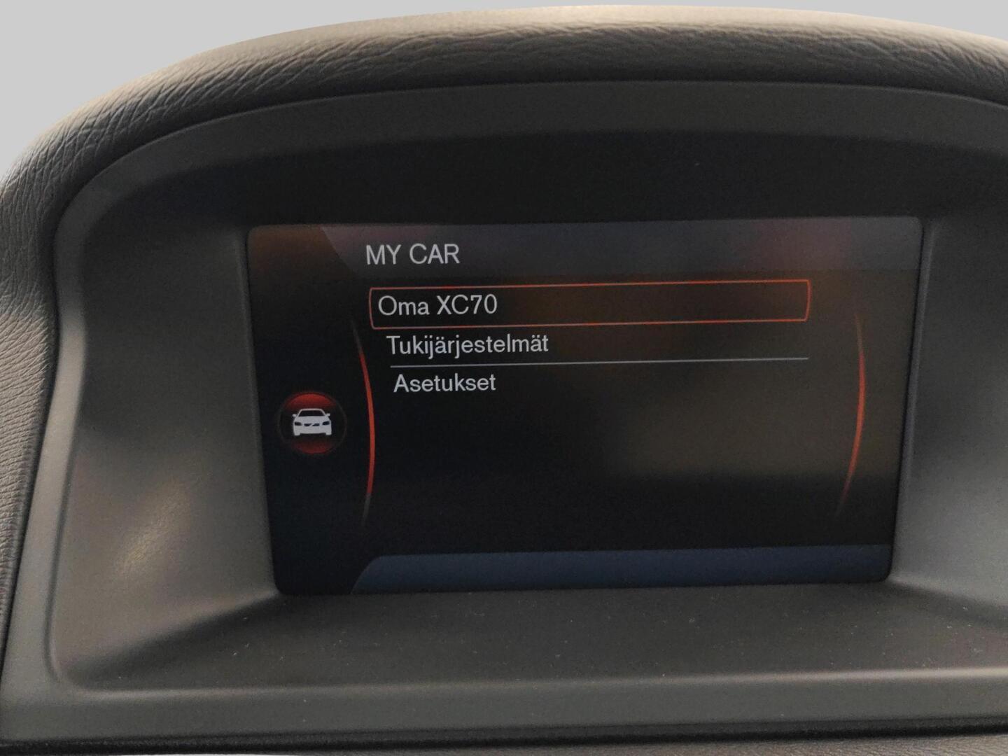 VOLVO XC70 2011