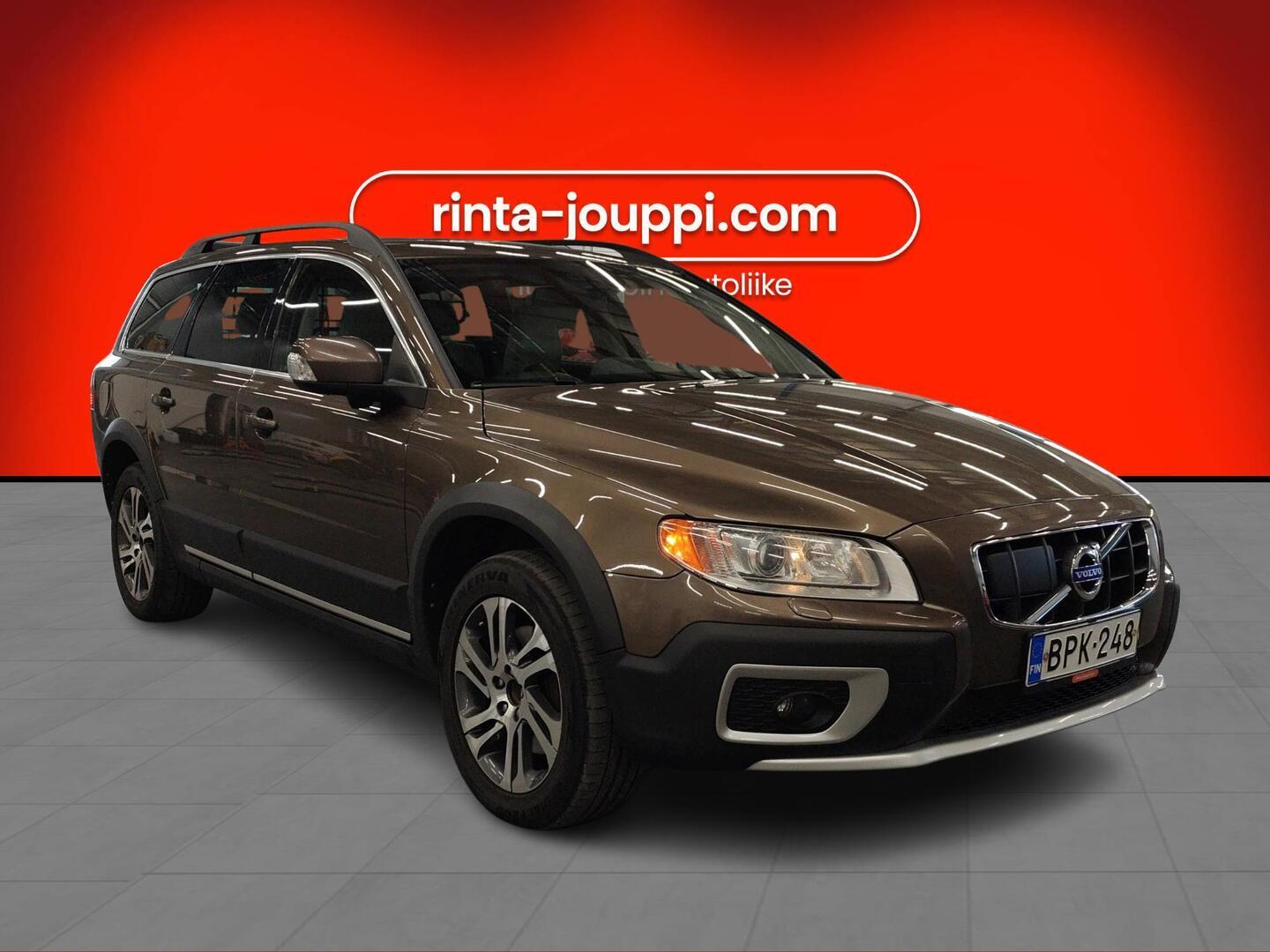 VOLVO XC70 2011