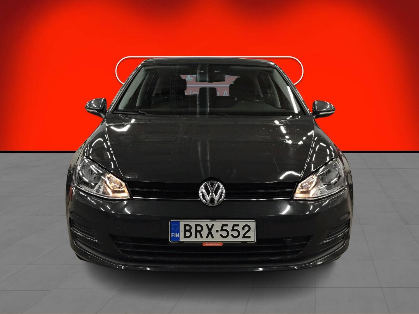 VOLKSWAGEN Golf 2014