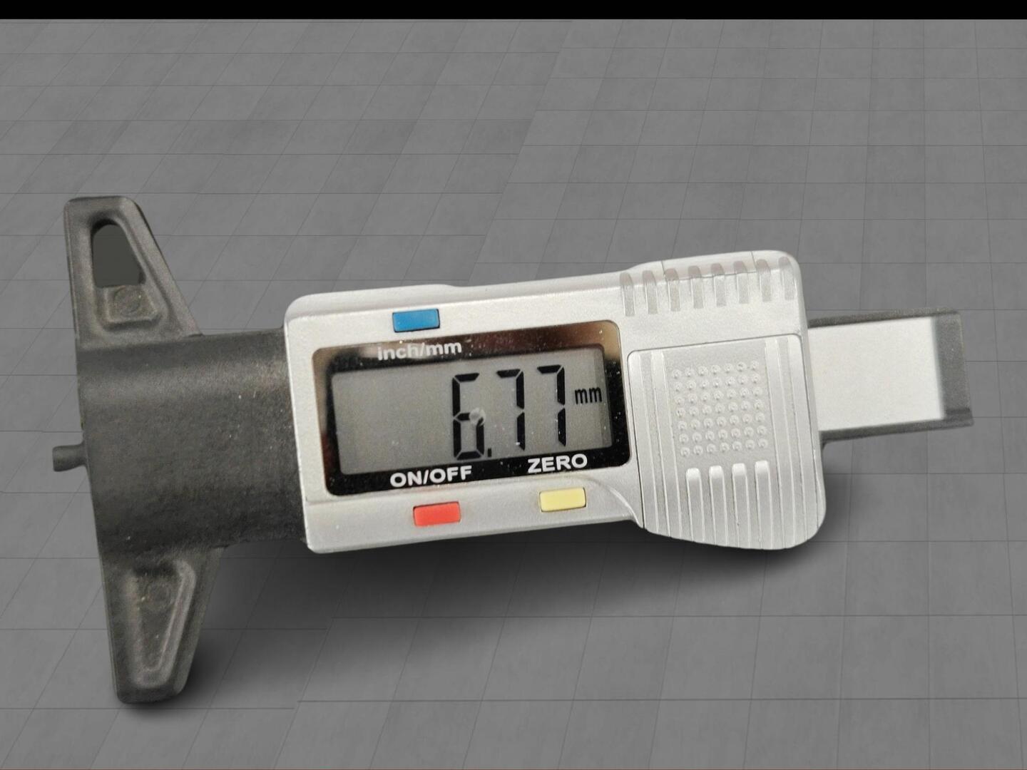 MERCEDES-BENZ C 2012