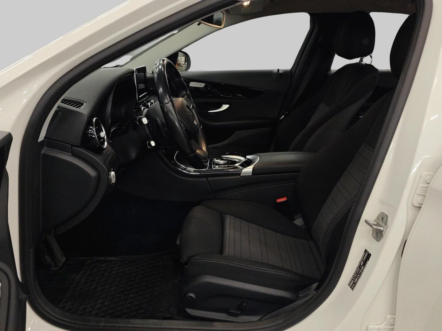 MERCEDES-BENZ C 2015