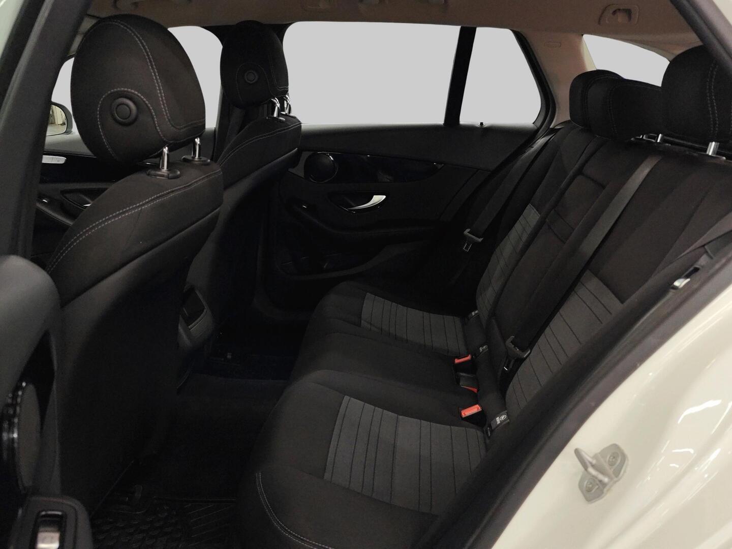 MERCEDES-BENZ C 2015