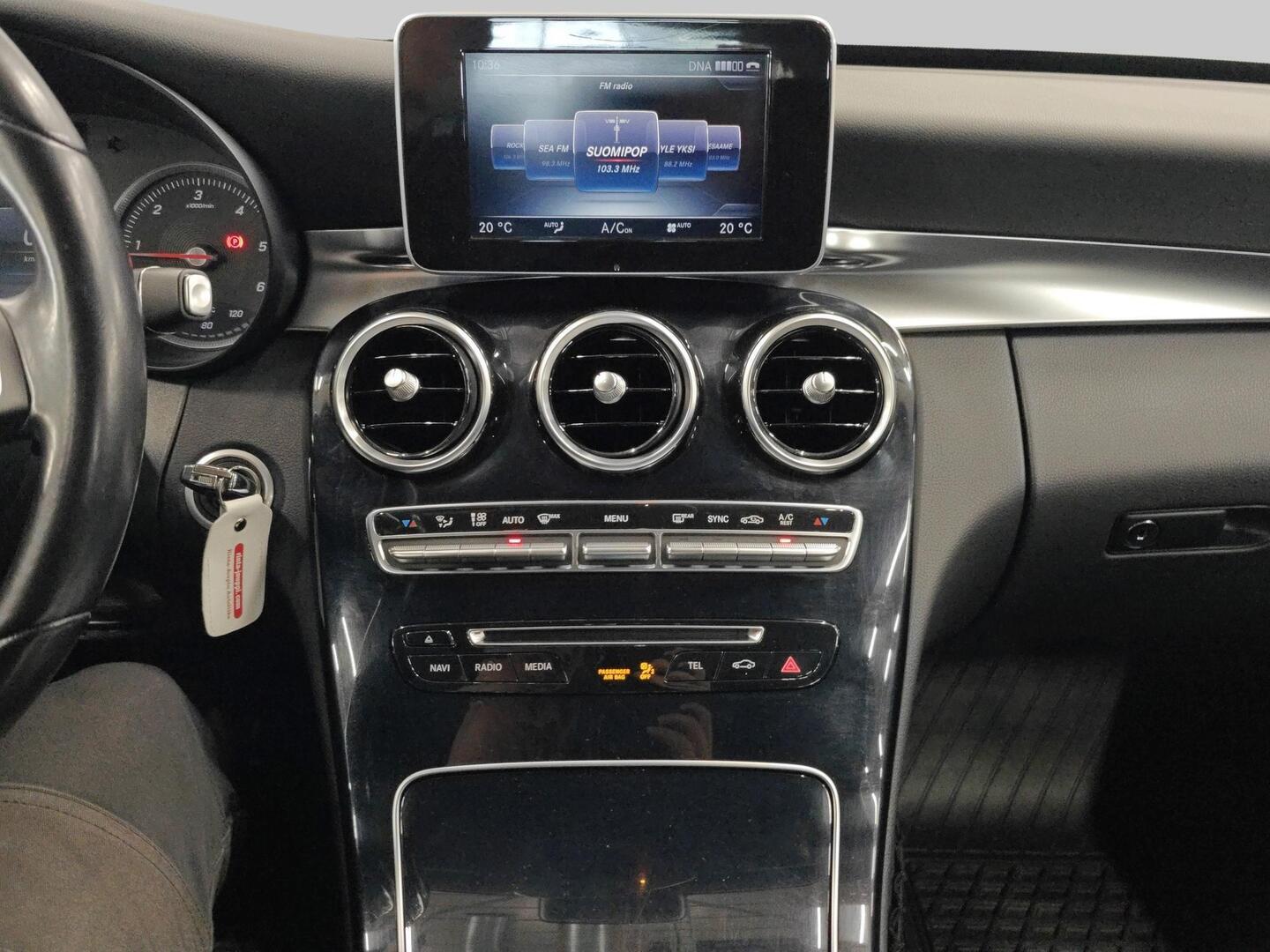 MERCEDES-BENZ C 2015