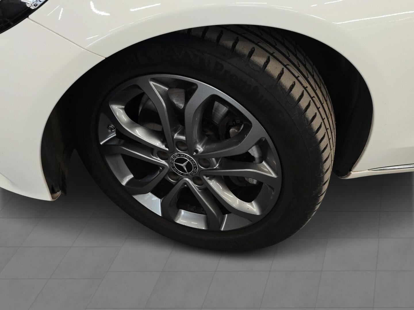 MERCEDES-BENZ C 2015
