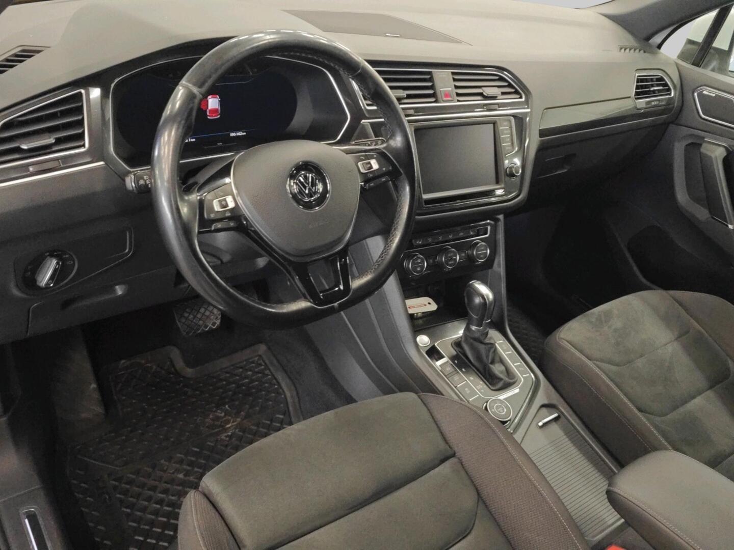 VOLKSWAGEN Tiguan 2017