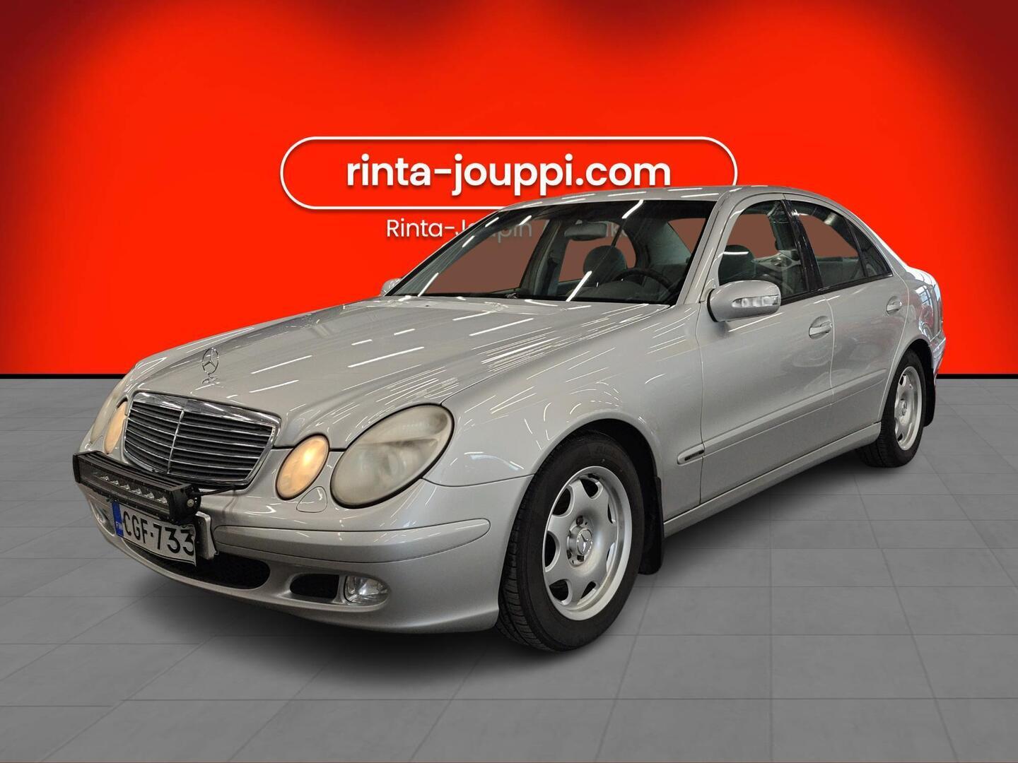 MERCEDES-BENZ E 2004