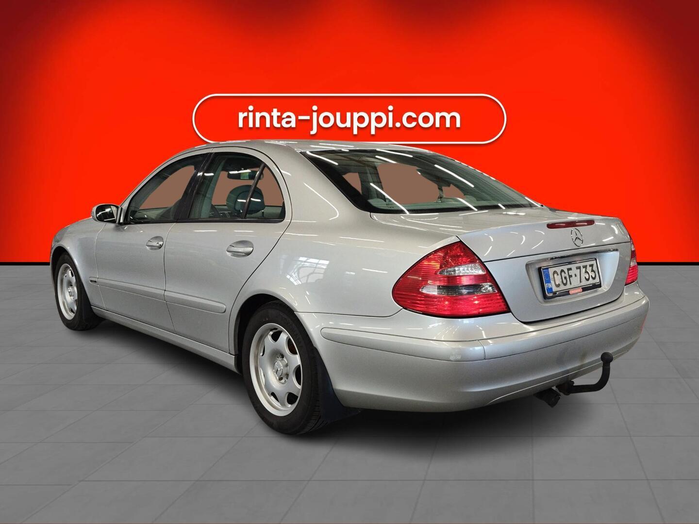 MERCEDES-BENZ E 2004