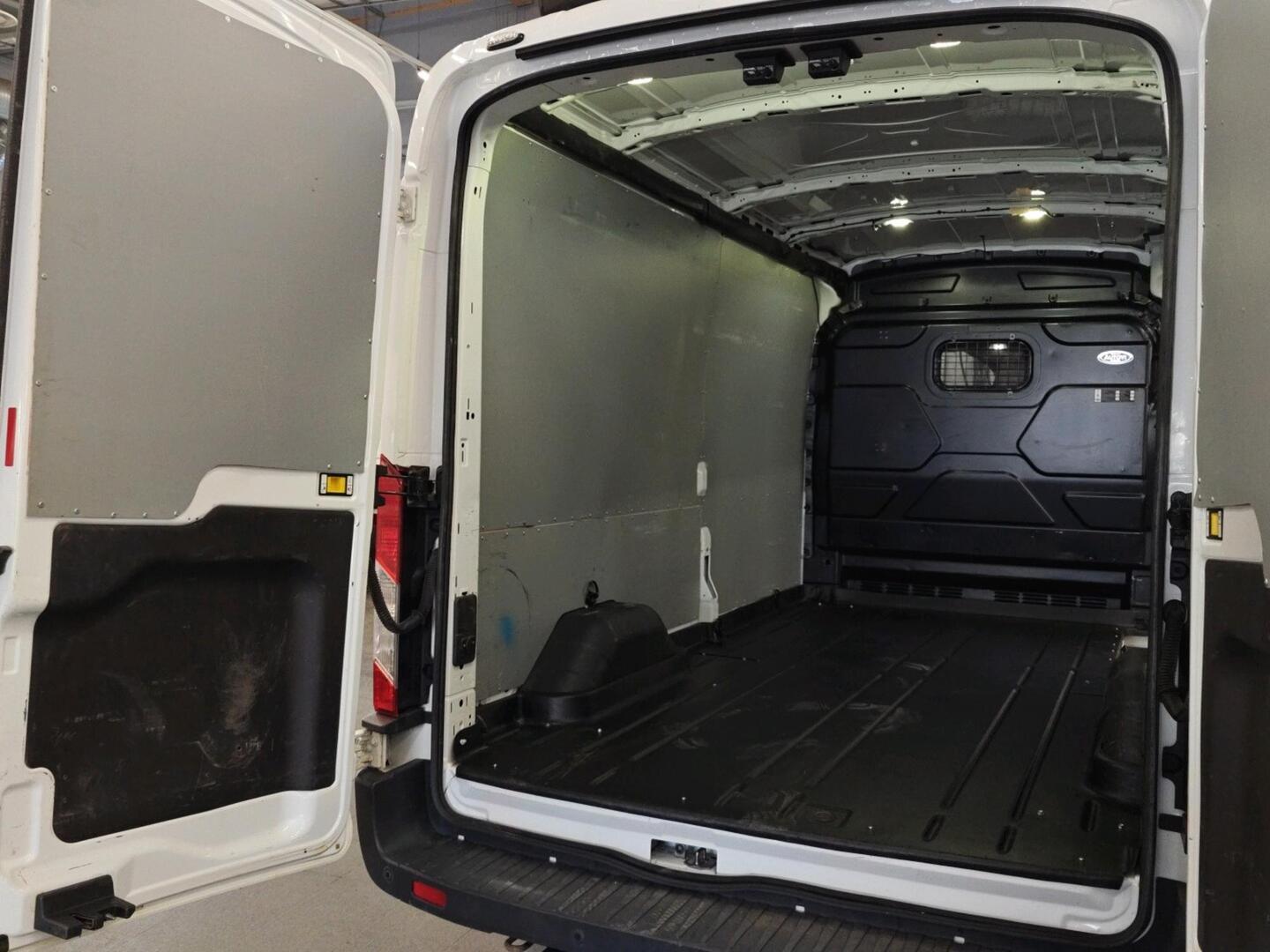 FORD TRANSIT 2018
