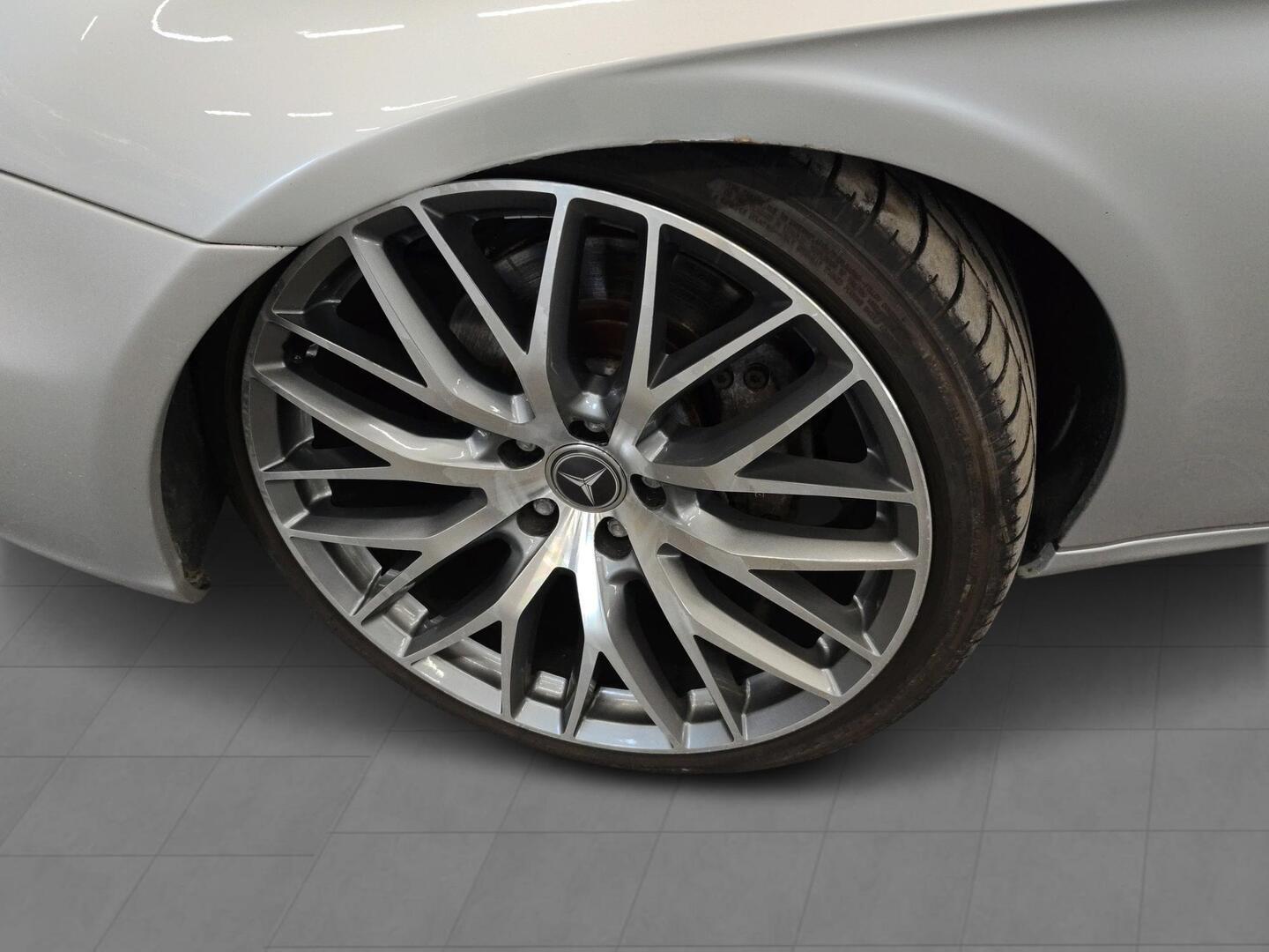 MERCEDES-BENZ CLS 2004