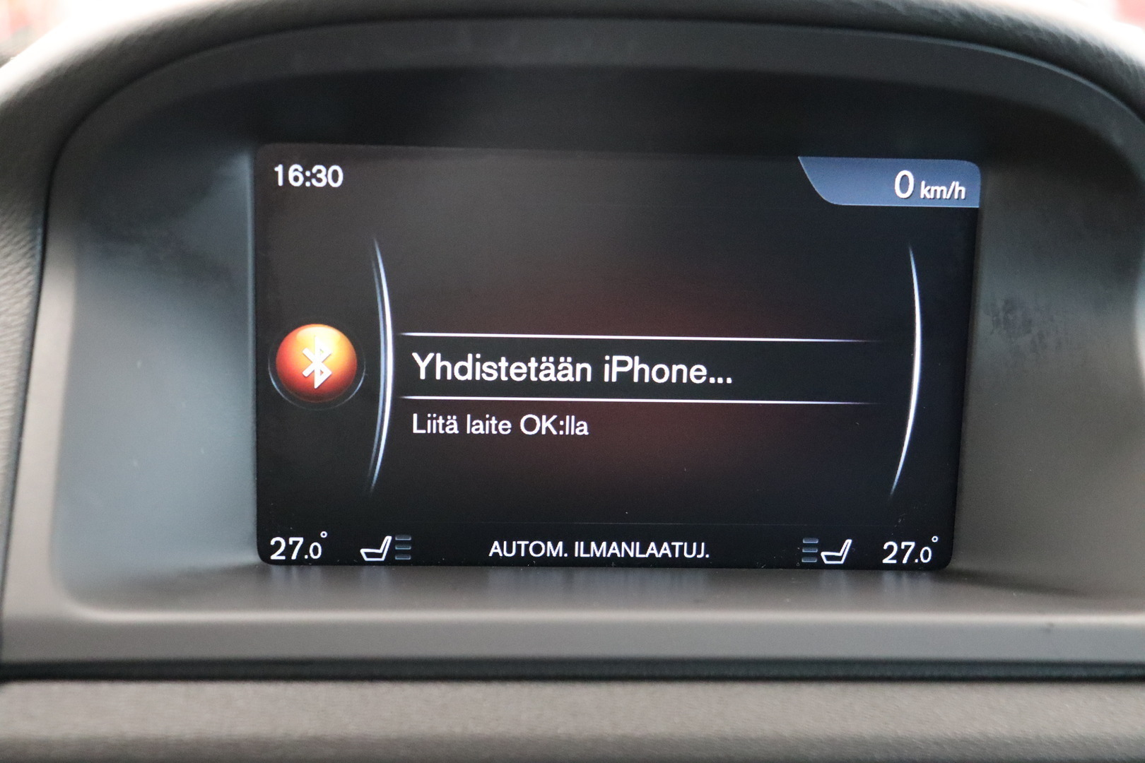 VOLVO V70 2014
