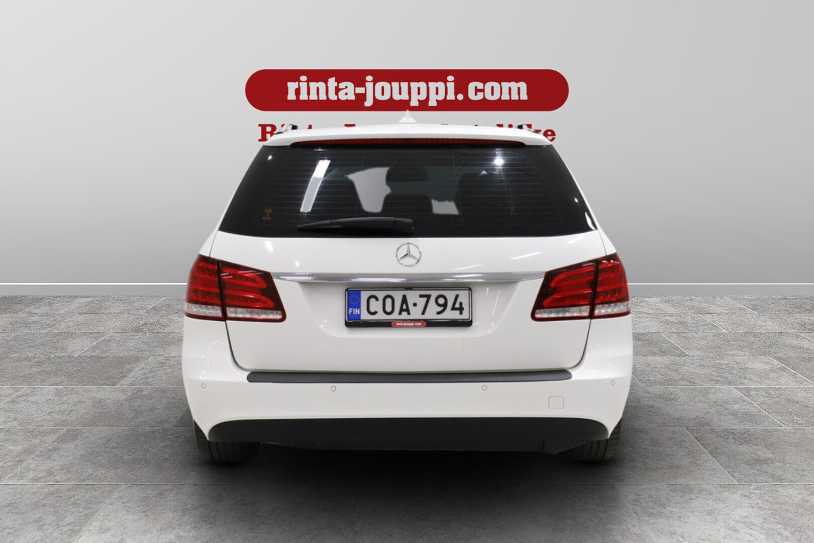 MERCEDES-BENZ E 2015