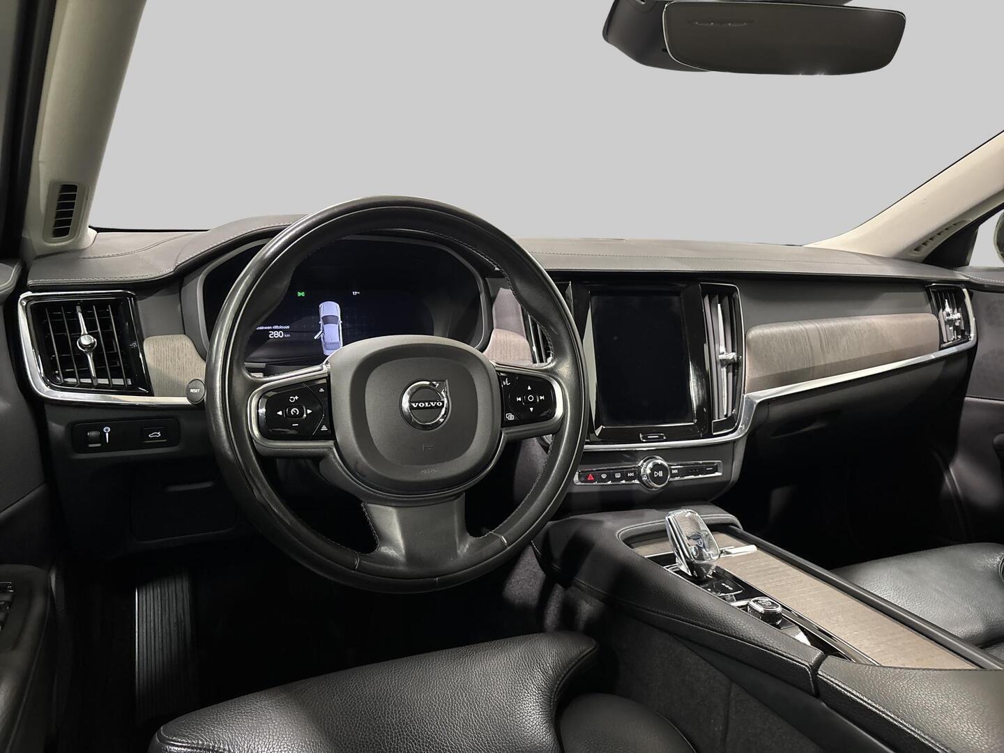 VOLVO S90 2022