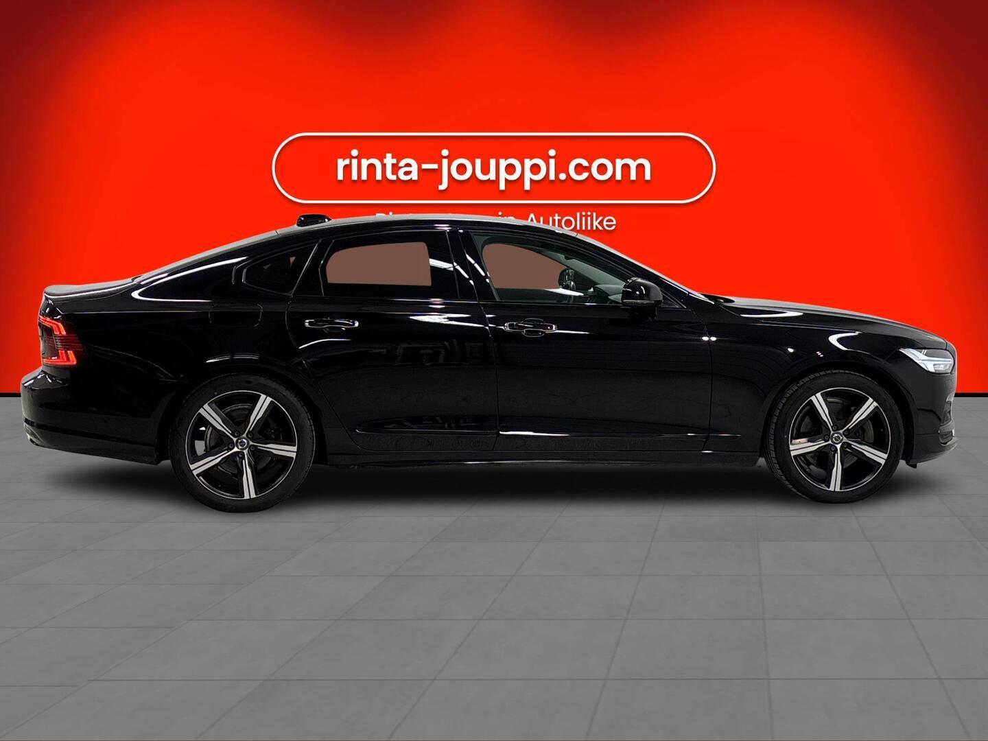 VOLVO S90 2022