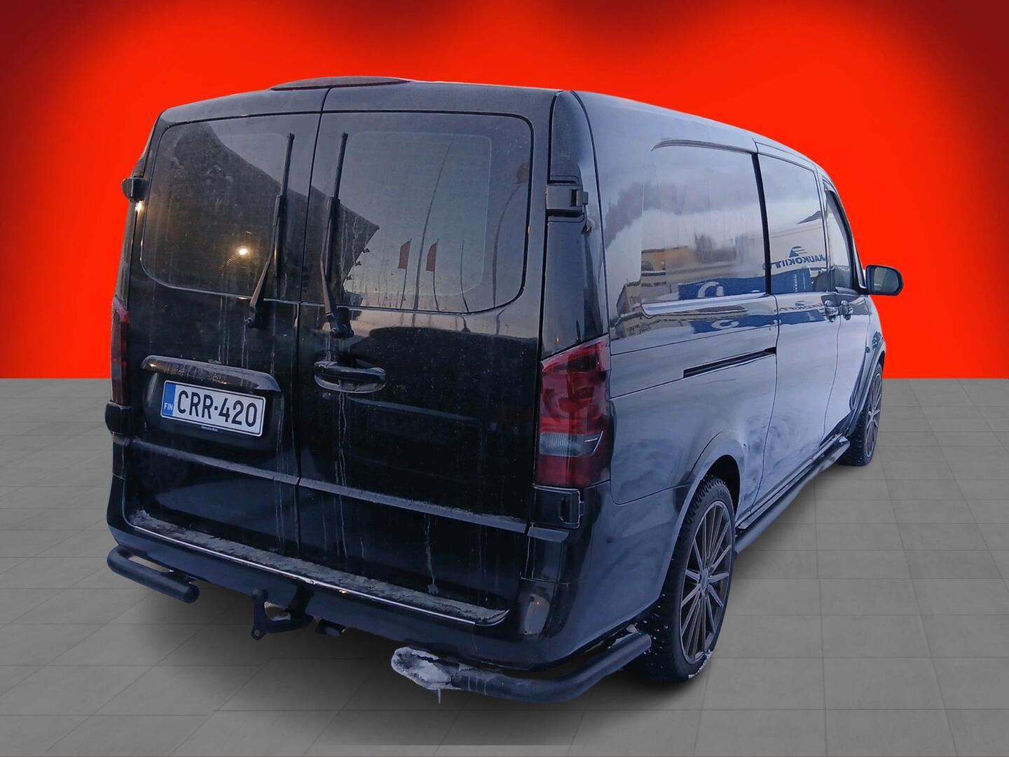 MERCEDES-BENZ Vito 2023