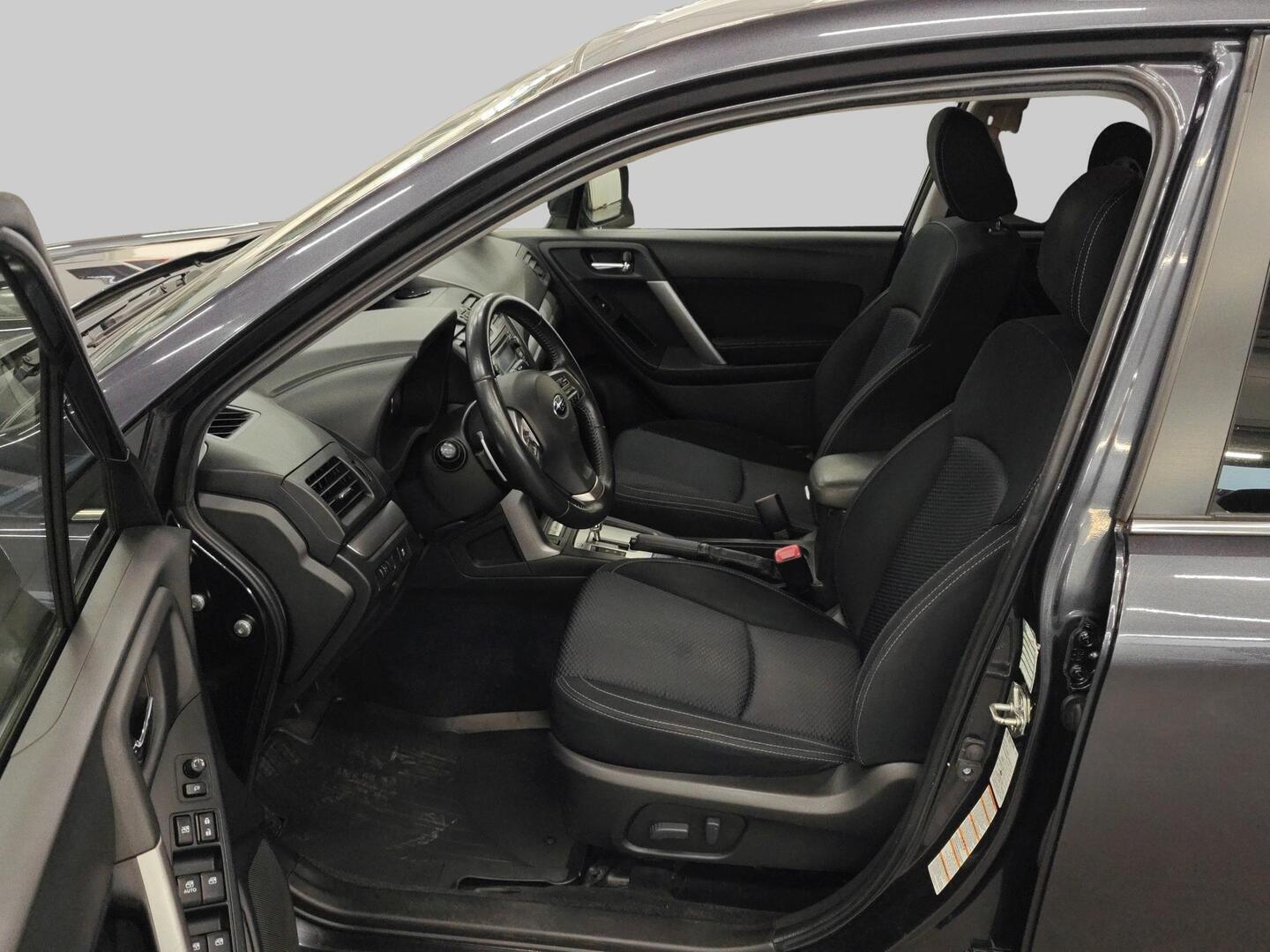 SUBARU Forester 2013