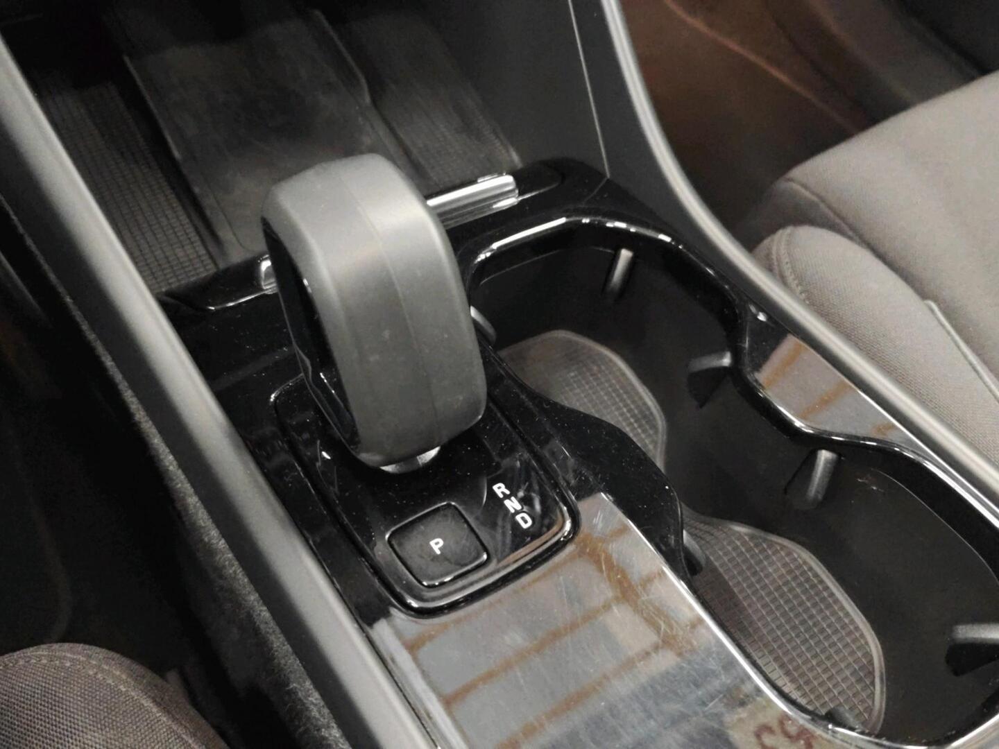 VOLVO C40 2024