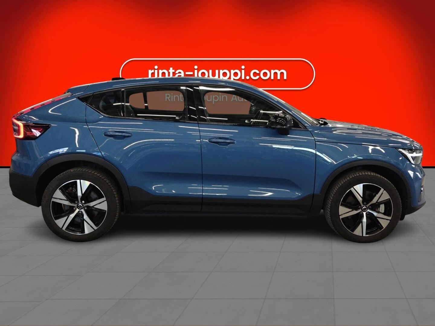 VOLVO C40 2024