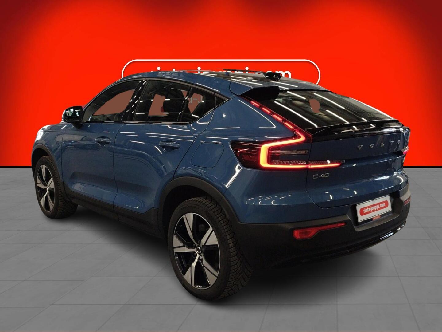VOLVO C40 2024