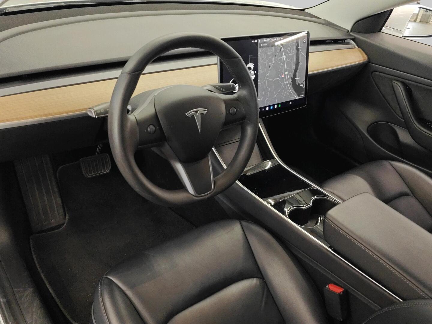 TESLA MODEL 3 2019