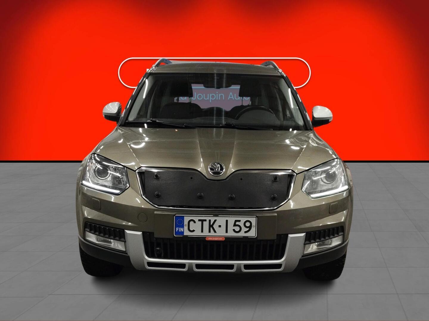 SKODA Yeti 2015