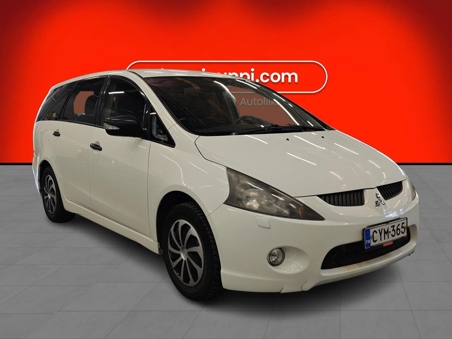 MITSUBISHI Grandis 2006
