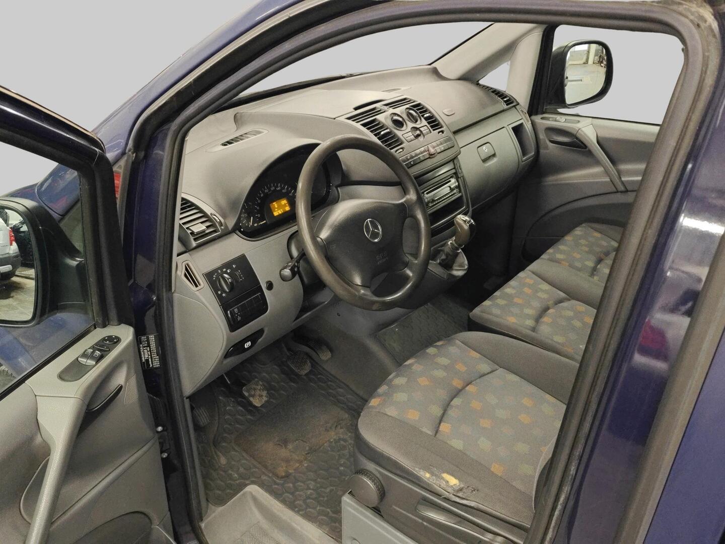 MERCEDES-BENZ Vito 2005