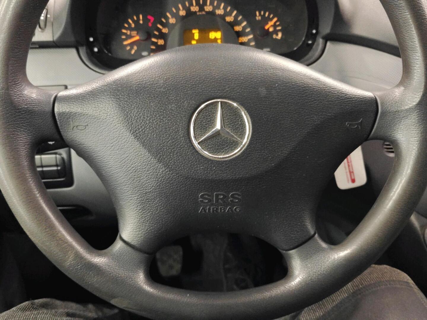 MERCEDES-BENZ Vito 2005