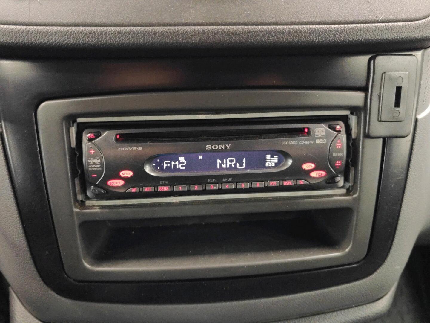 MERCEDES-BENZ Vito 2005