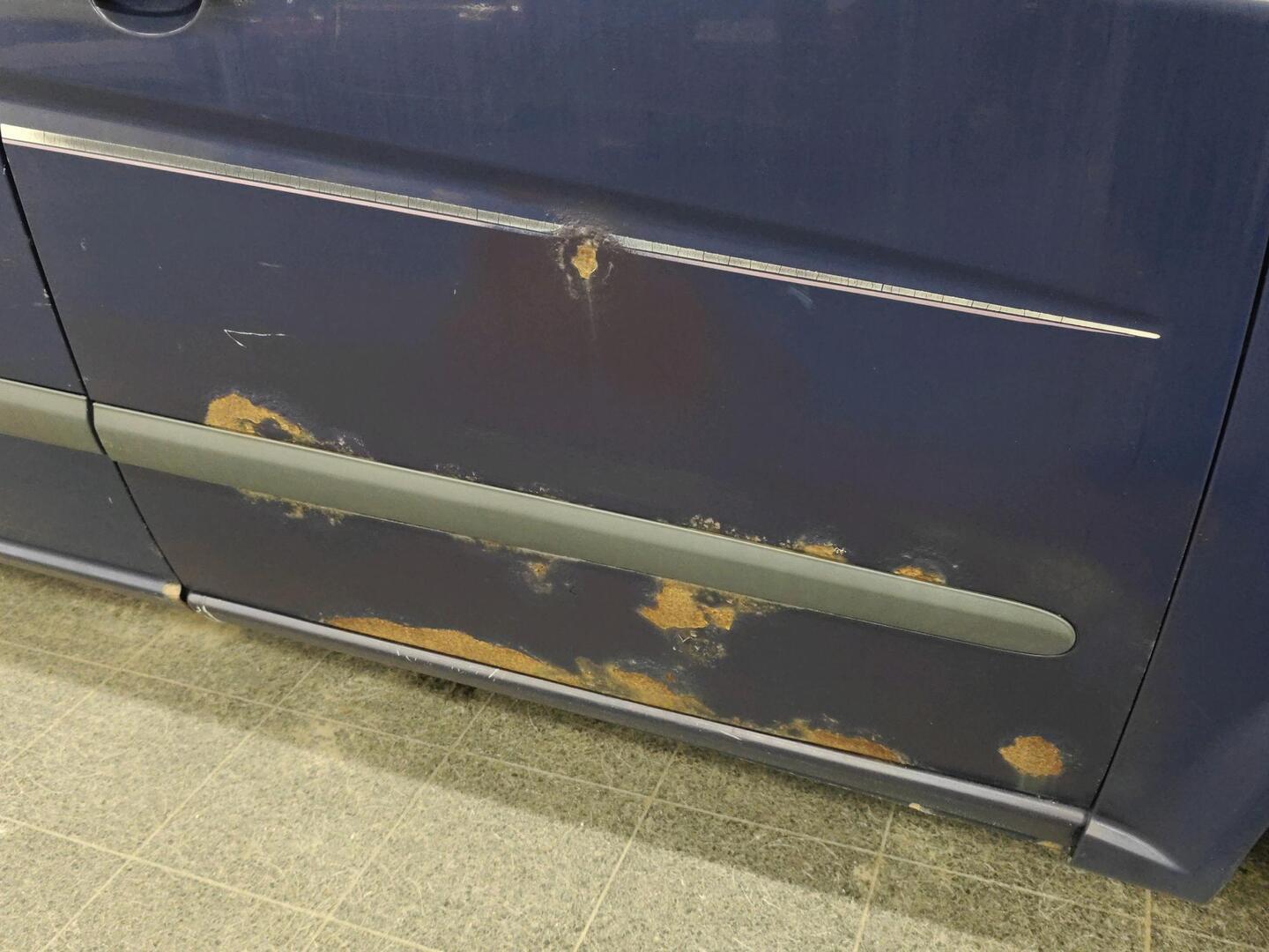 MERCEDES-BENZ Vito 2005