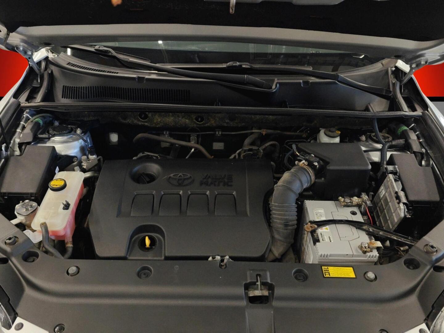 TOYOTA RAV4 2011