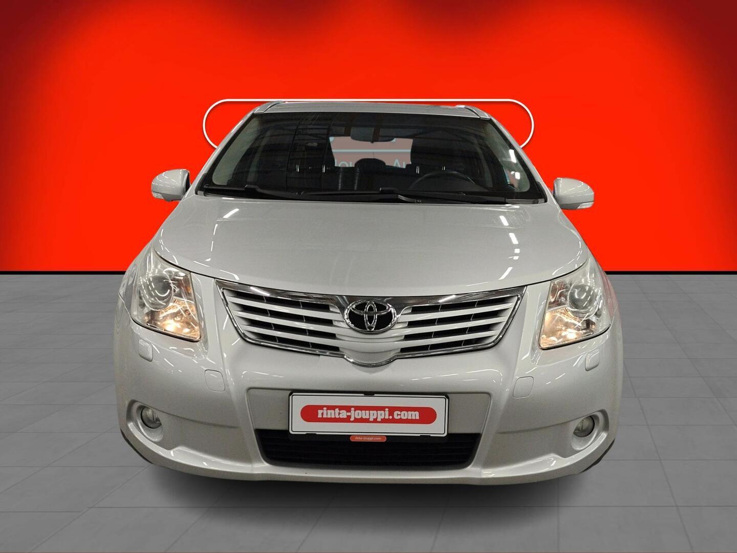 TOYOTA Avensis 2009