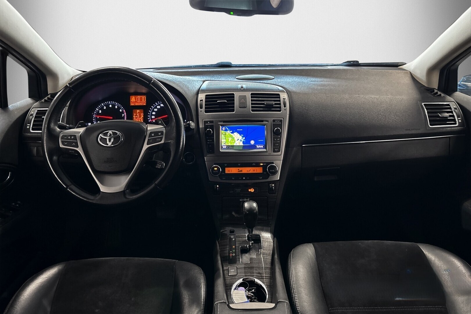 TOYOTA AVENSIS 2013