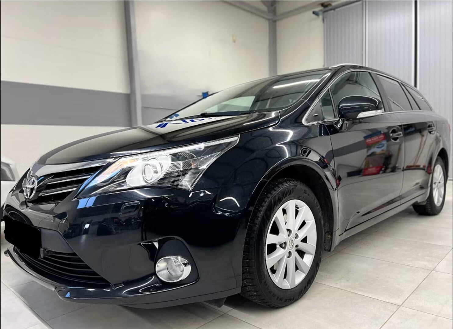 TOYOTA AVENSIS 2015