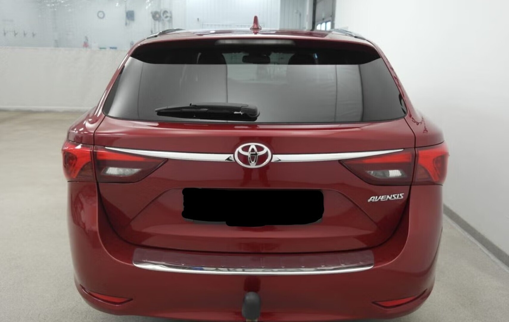 TOYOTA AVENSIS 2018