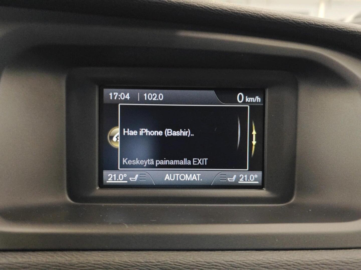 VOLVO V40 2017