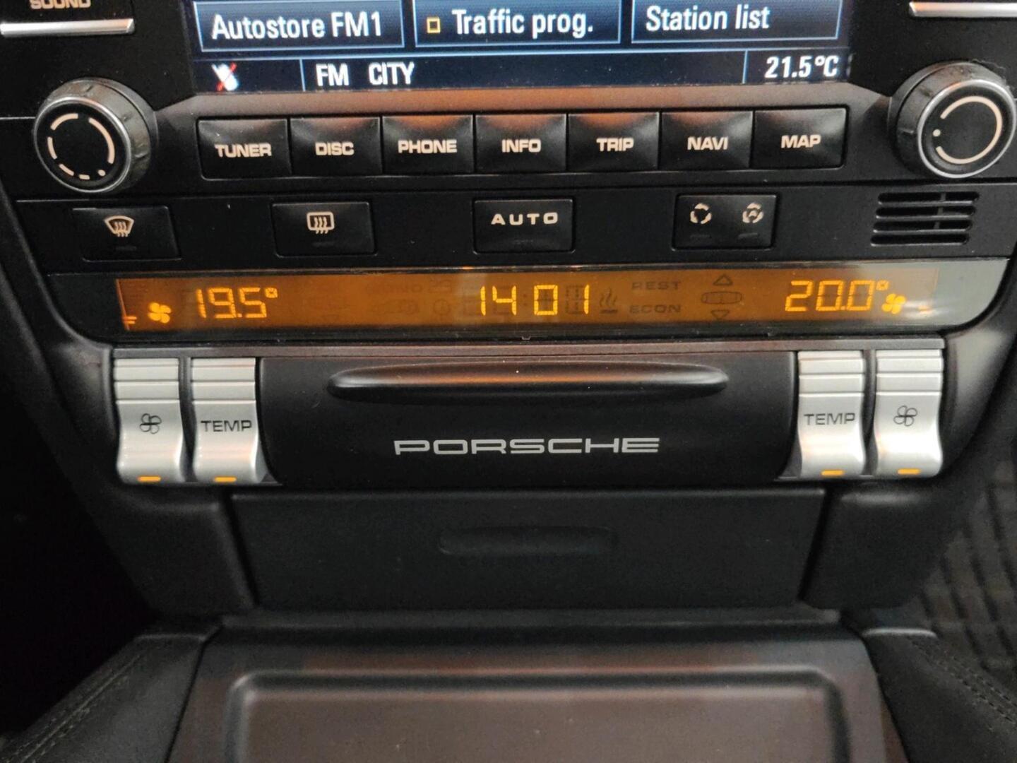 PORSCHE Cayenne 2010