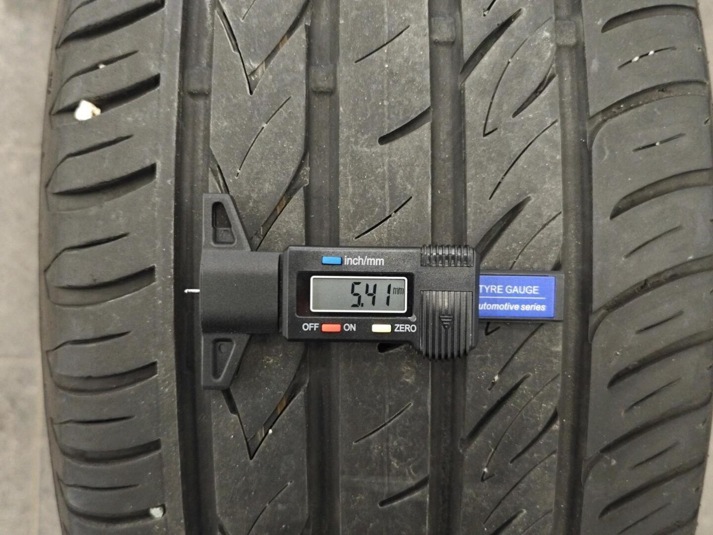 PORSCHE Cayenne 2010