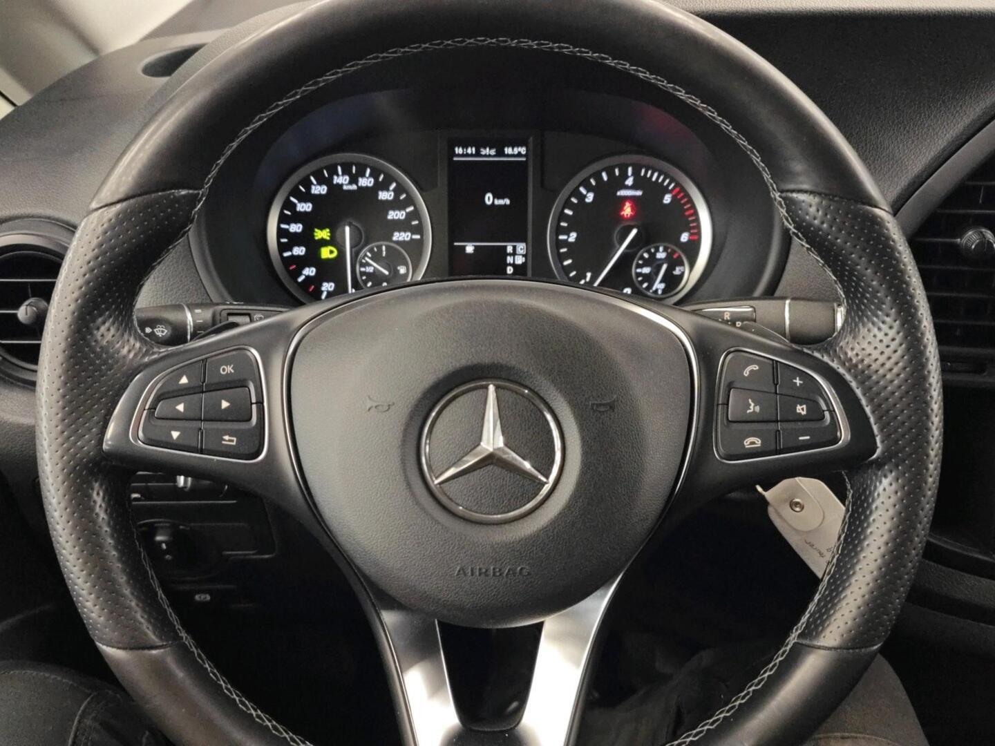 MERCEDES-BENZ Vito 2019