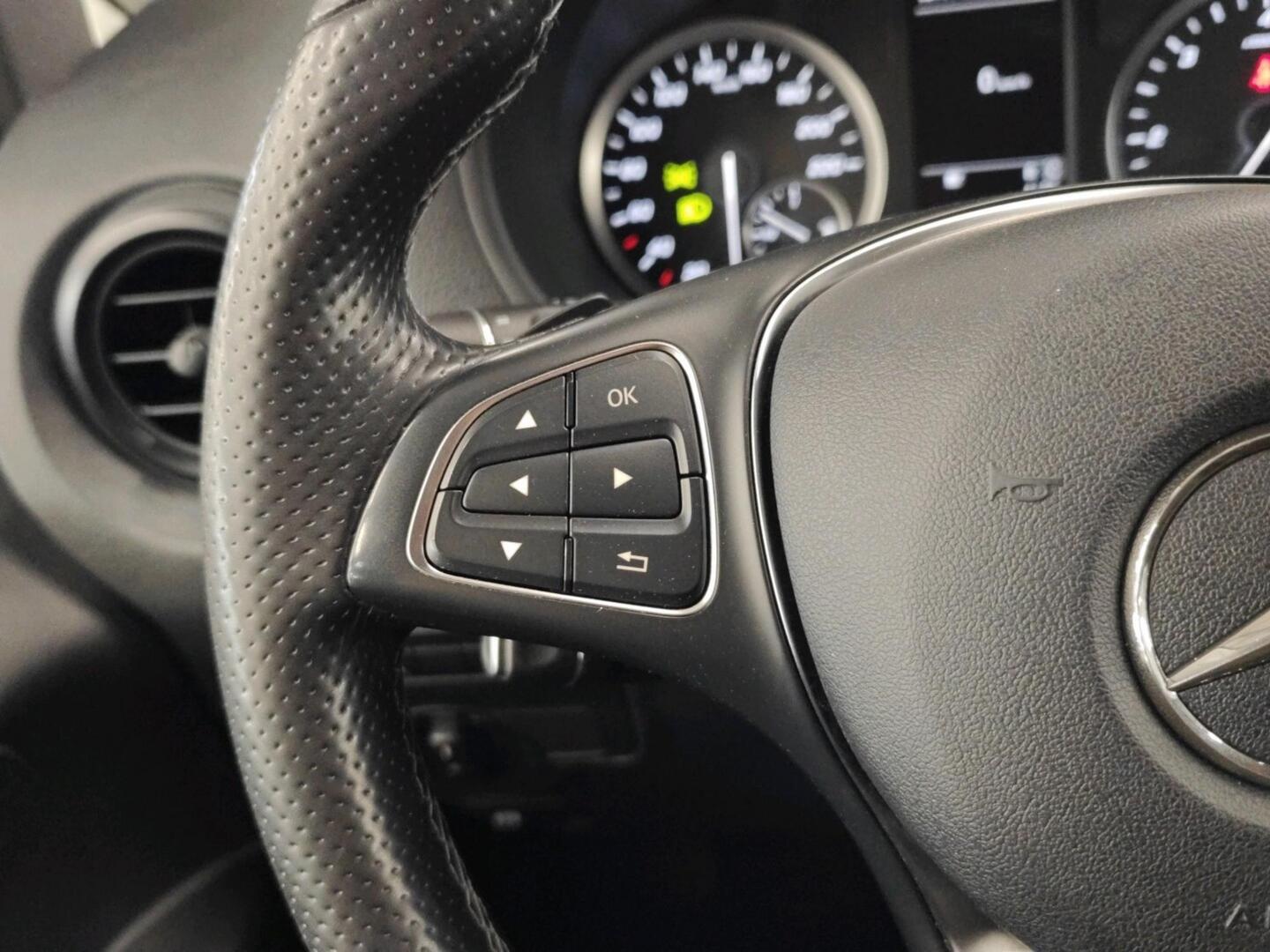 MERCEDES-BENZ Vito 2019