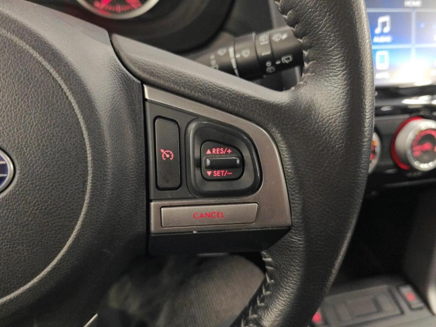 SUBARU Forester 2017