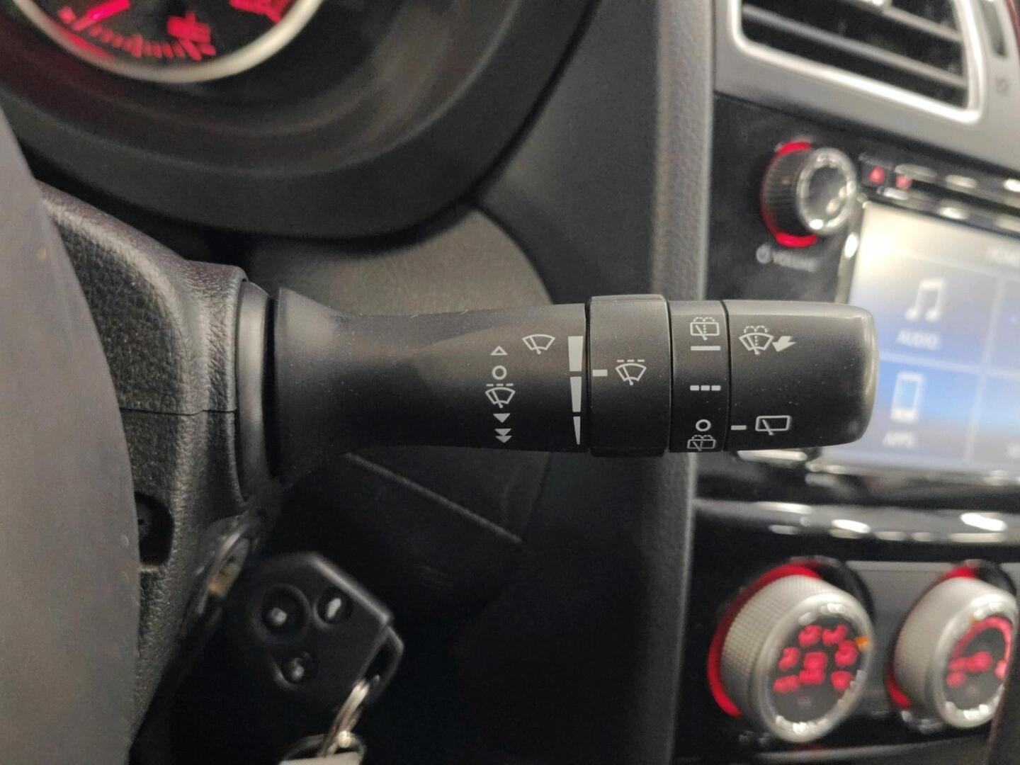 SUBARU Forester 2017