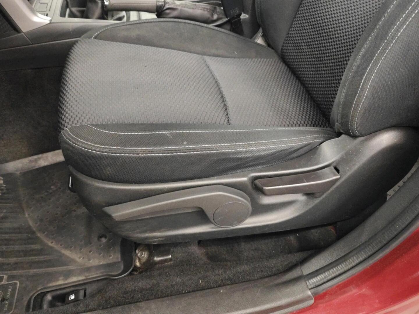 SUBARU Forester 2017