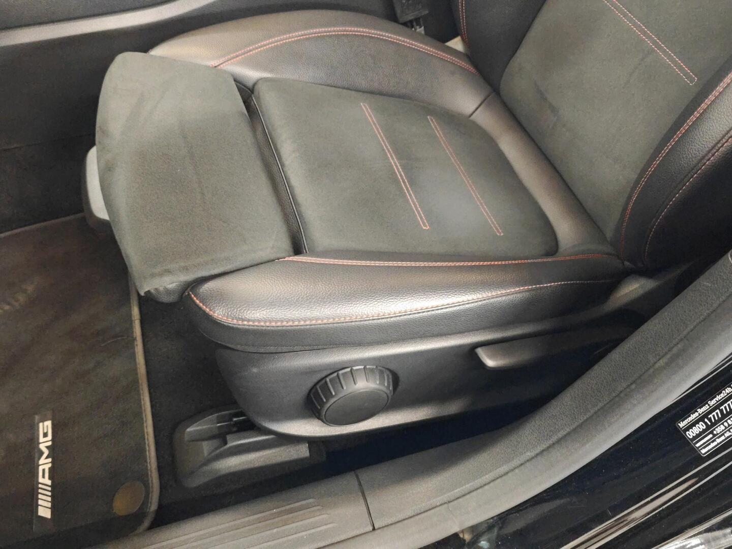 MERCEDES-BENZ A 2021