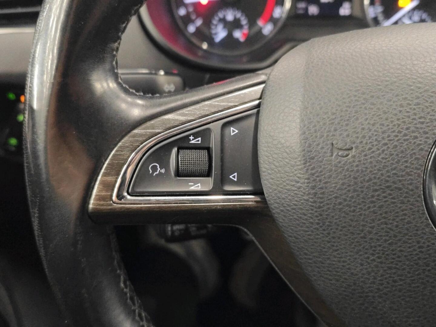 SKODA Octavia 2015