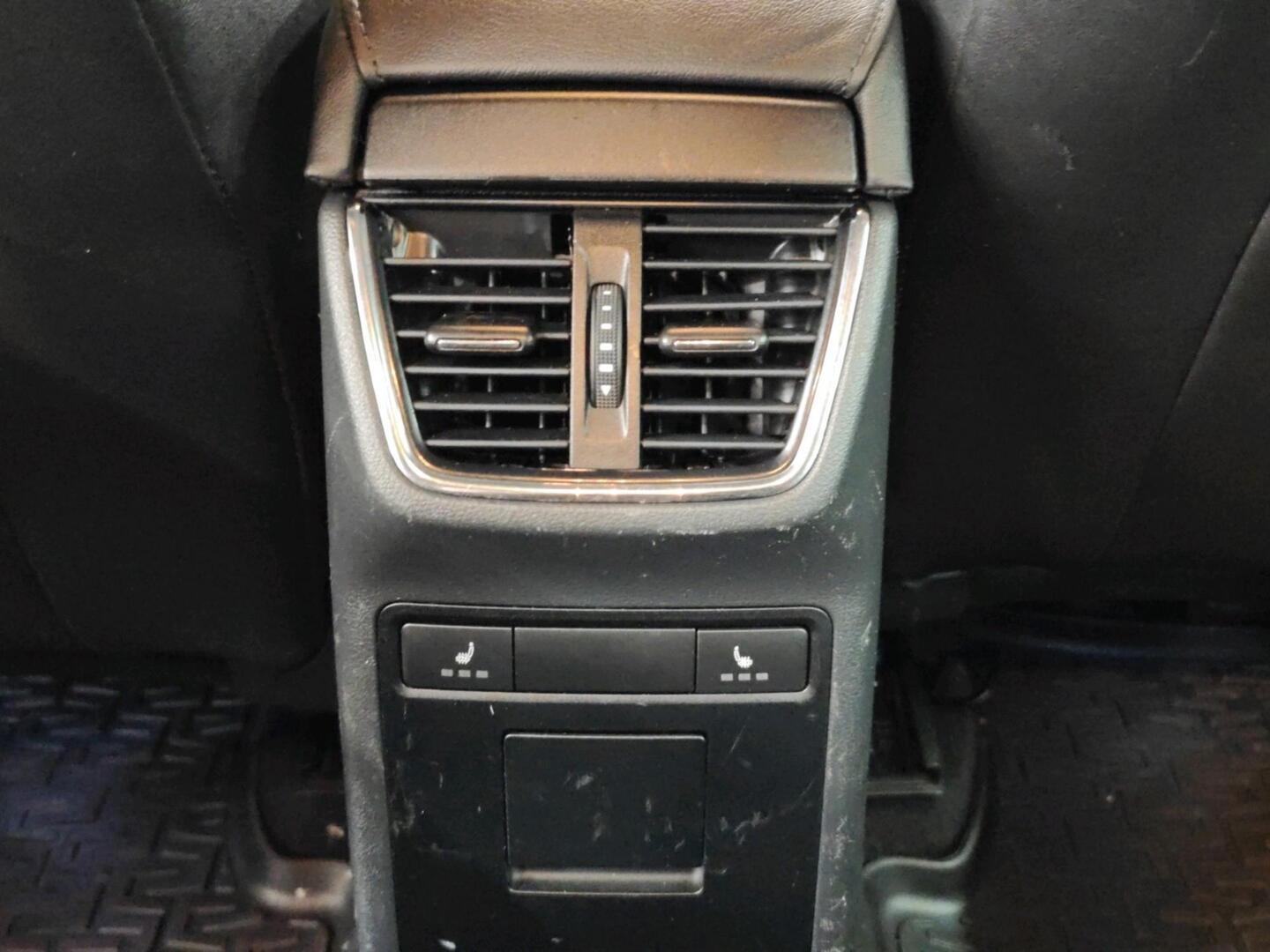 SKODA Octavia 2015