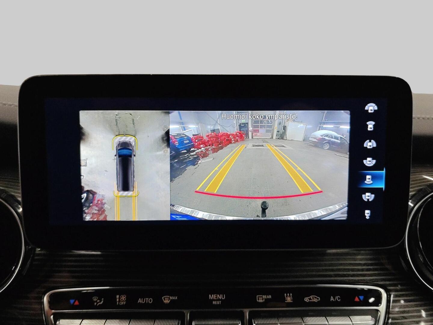 MERCEDES-BENZ V 2022