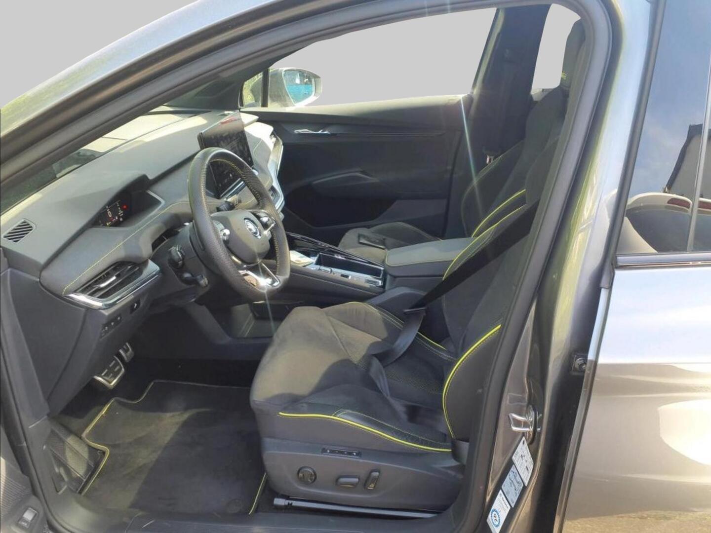 SKODA ENYAQ 2023